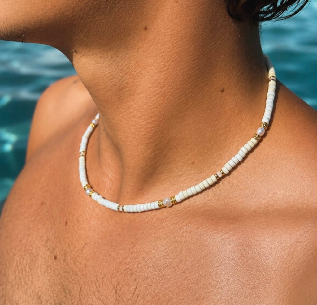Collier Tom