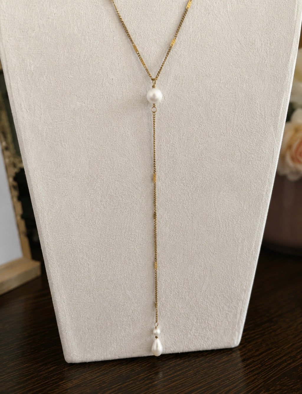 Collier Lilly